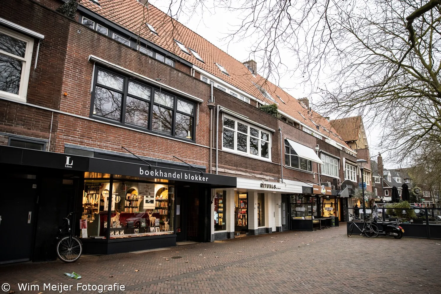 3z1a6927 winkelstrook blokker de roos binnenweg