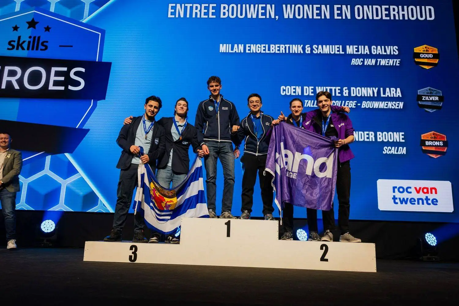 Donny Lara en Coen de Witte zilver entree bouwen, wonen en onderhoud Talland College