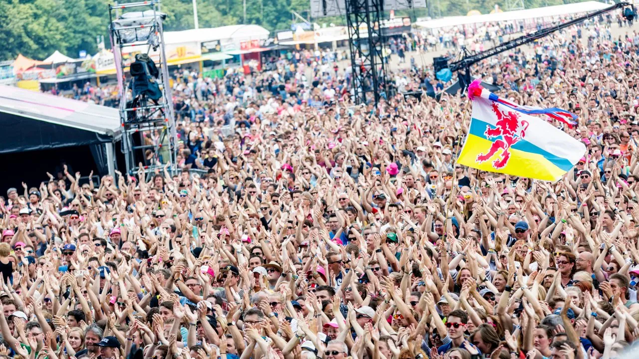 4 pinkpop sfeer bartheemskerk 49 hq 1280x7203