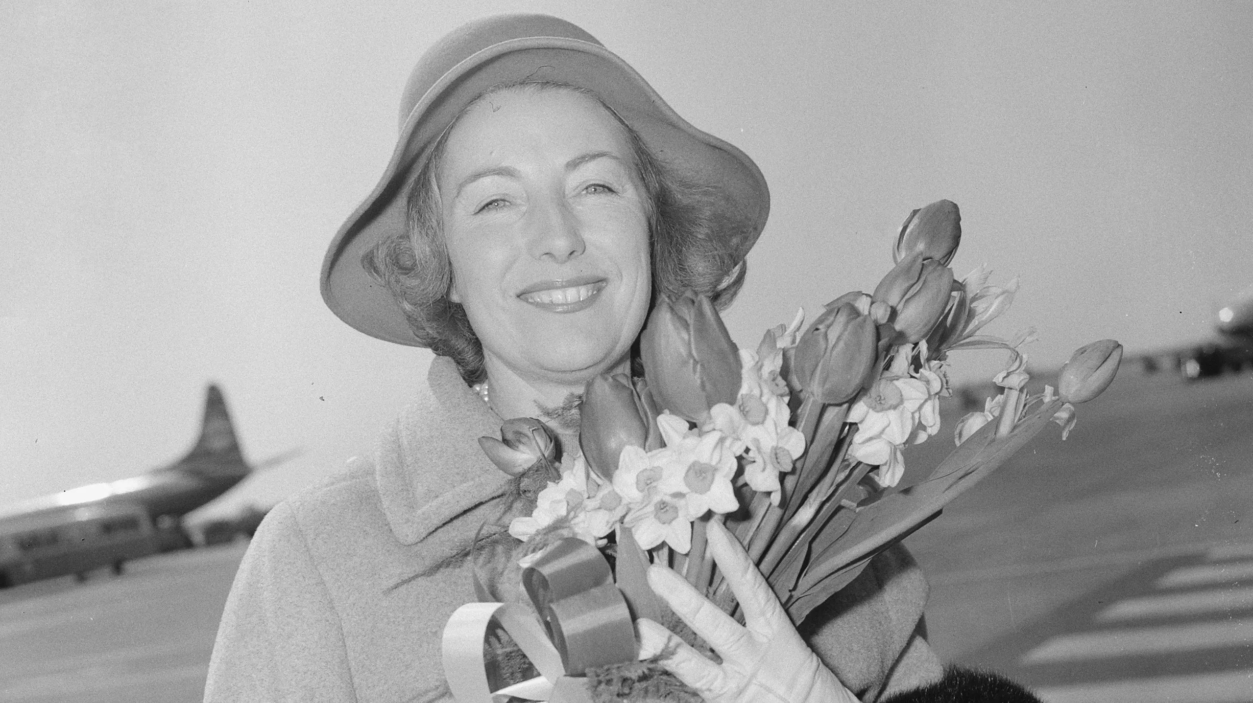 aankomst vera lynn op schiphol creative commons cc0