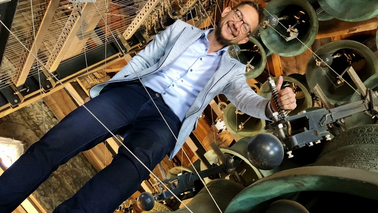 frank steijns viert 25 jaar stadsbeiaardier in heerlen vanuit de pancratiuskerktoren 1 1280x720