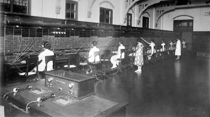 oude telefooncentrale wikimedia1 e1487263743800