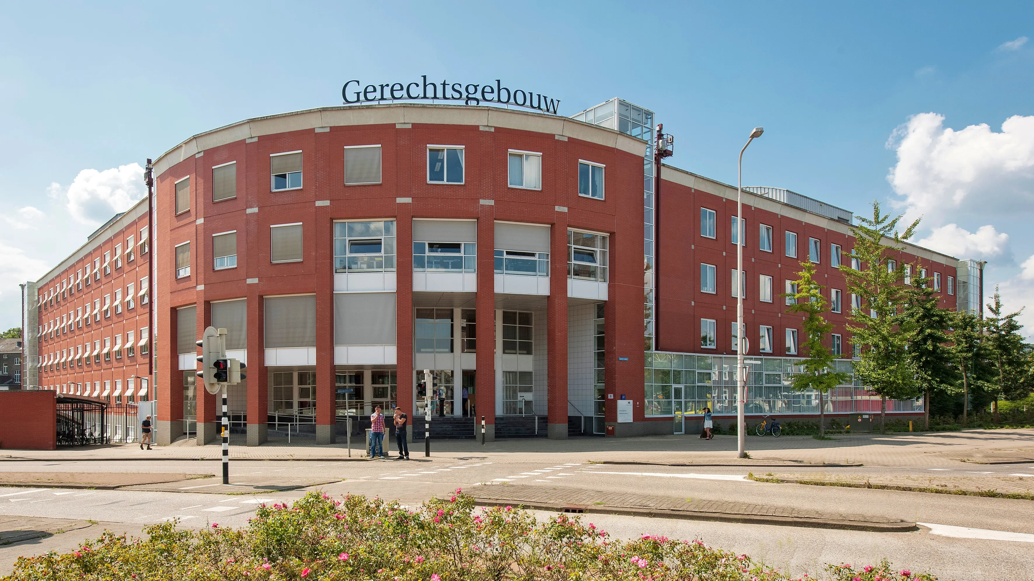 rechtbank limburg locatie roermond