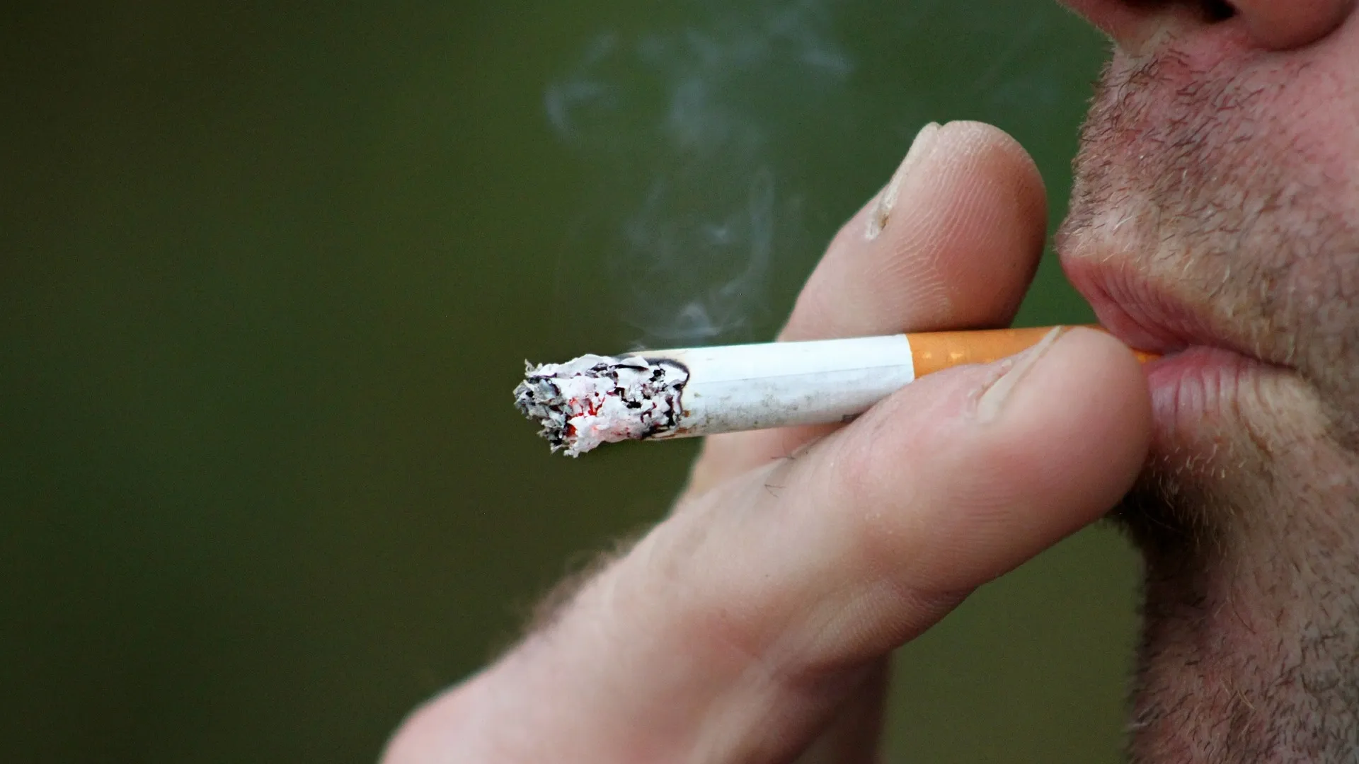 smoking 397599 1920