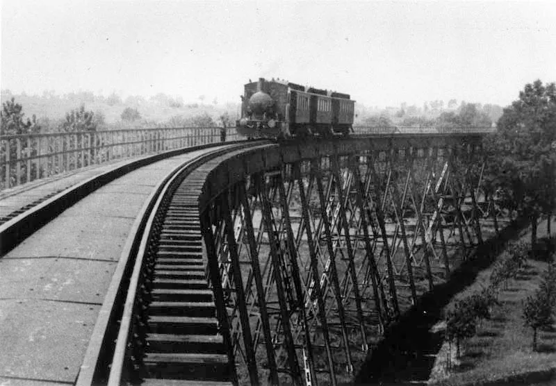 viaduct van de stoomtramlijn maastricht vaals nabij de forellenkwekerij in gulpen 1938 fotocollectie rhcl maastricht gam 33500