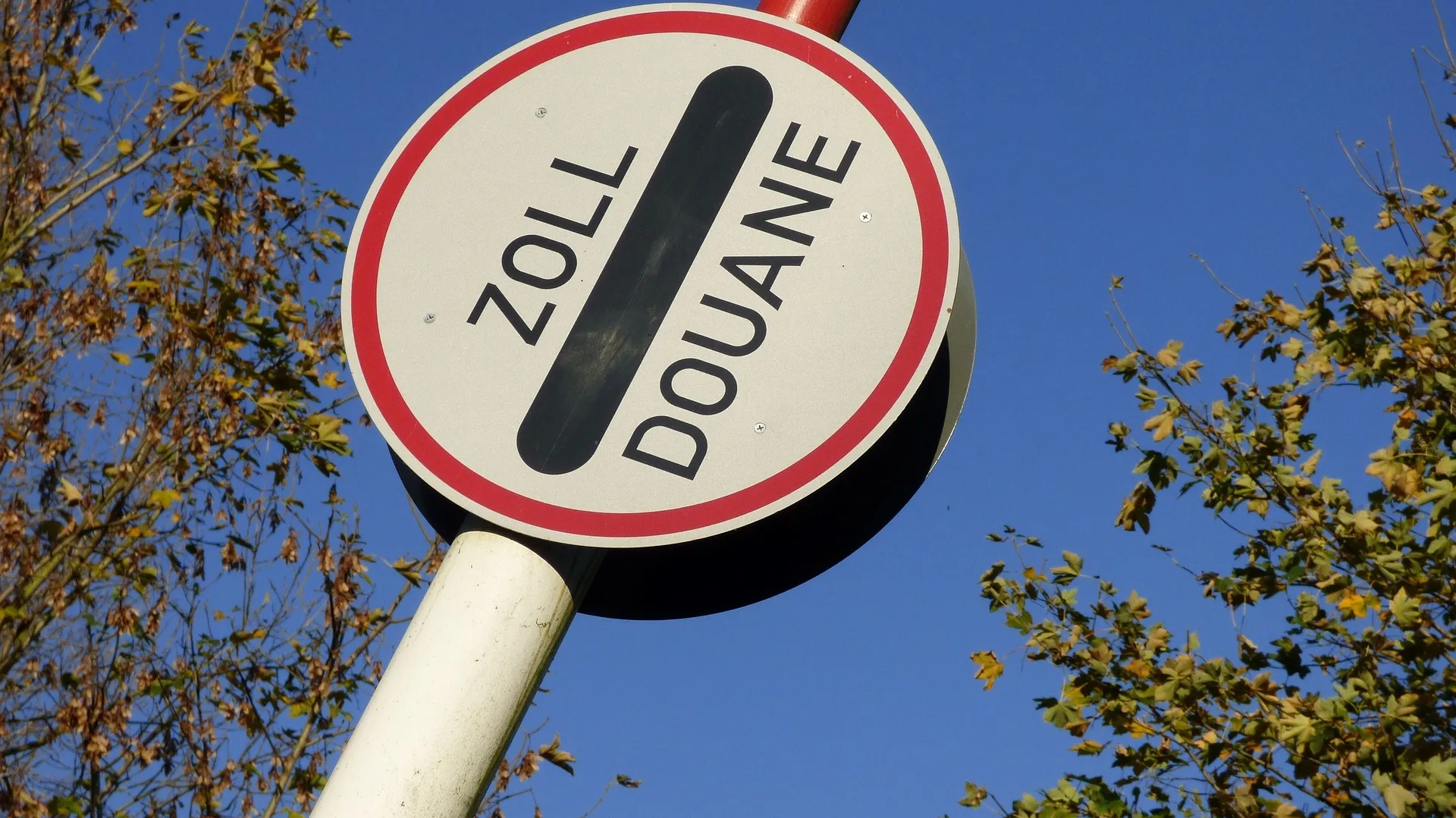 zoll douane yvonne huijbens via pixabay