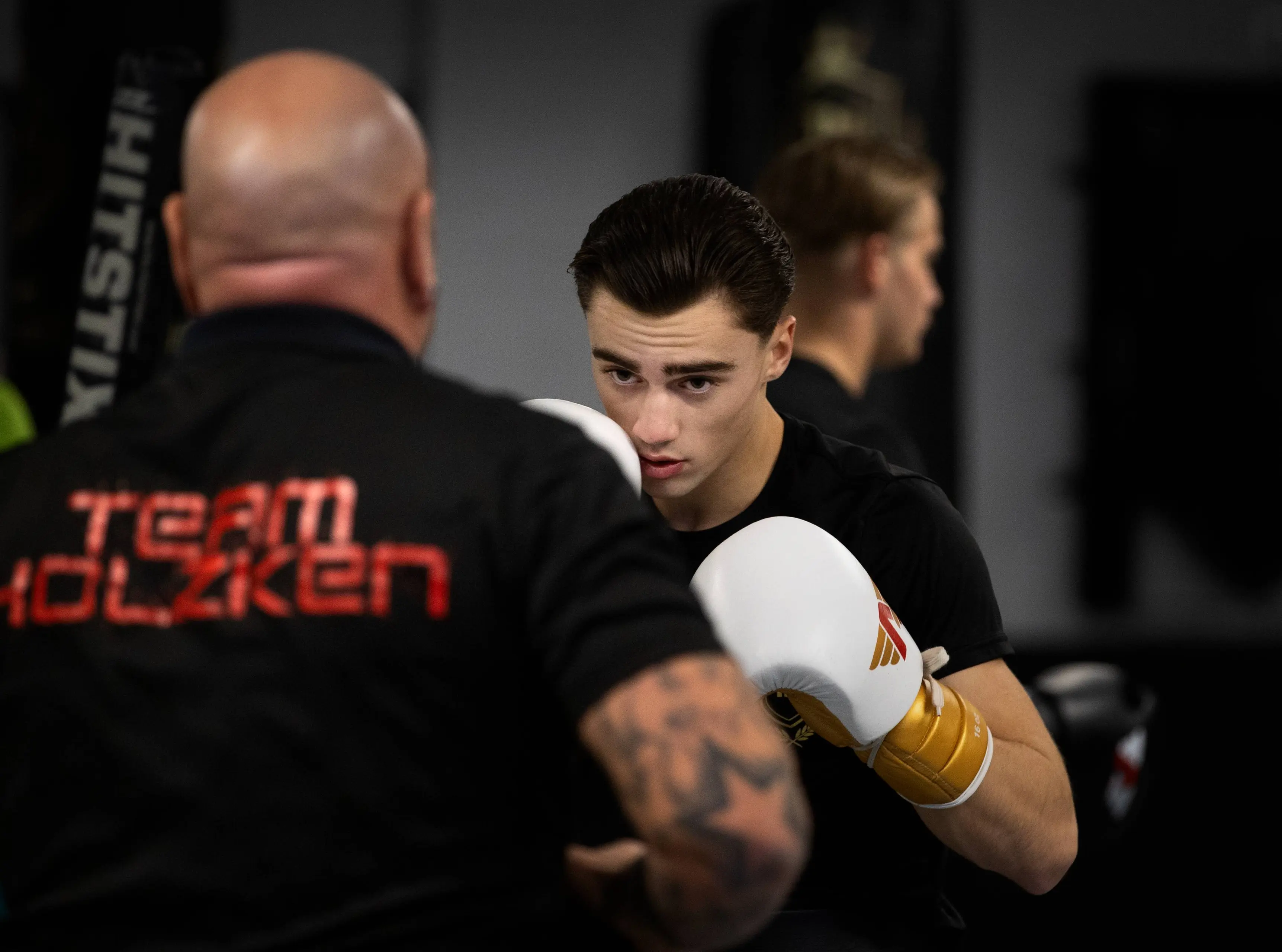 241205 1589 Nieky en Geraldo Holzken