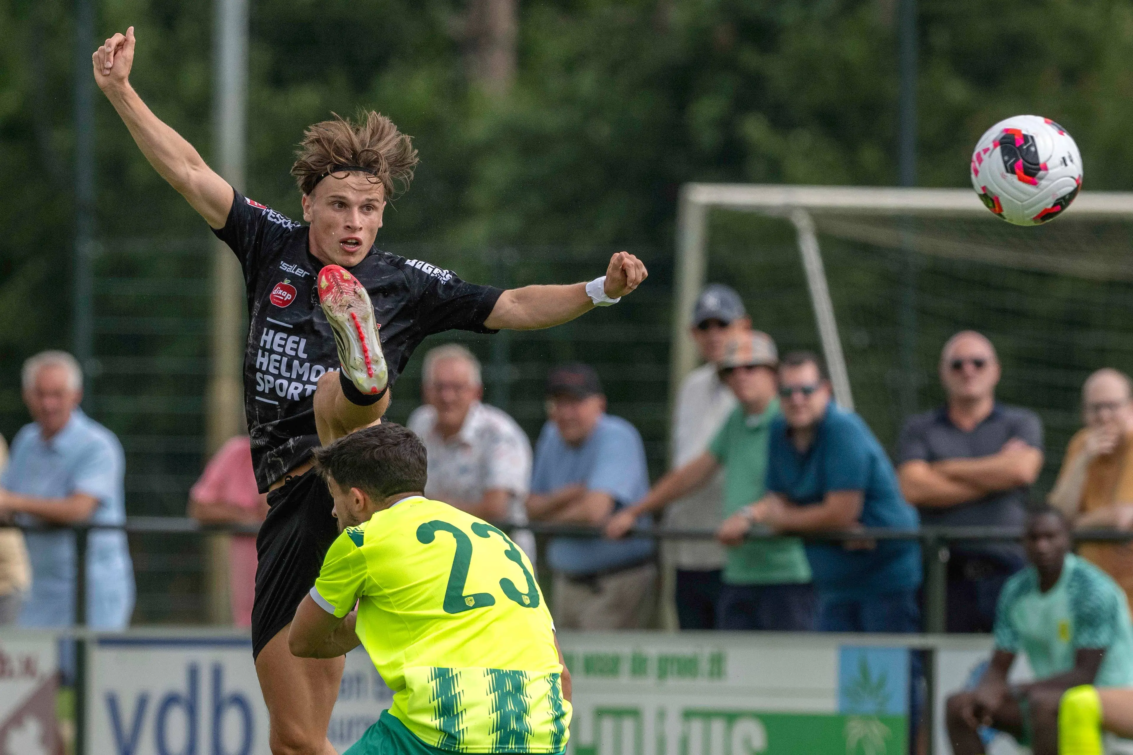 260704 5899 Oefenwedstrijd Helmond Sport Larnaca