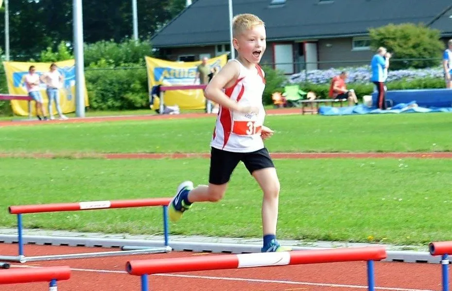01 dak drunen athlchamps dsc6796 60meter horden dak drunen atleet foto hvdlinden 1