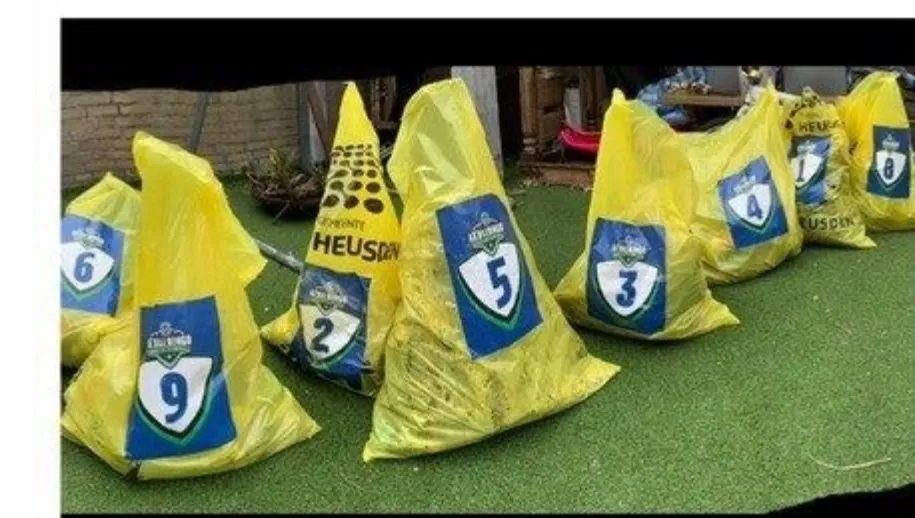 444444444444 915x518