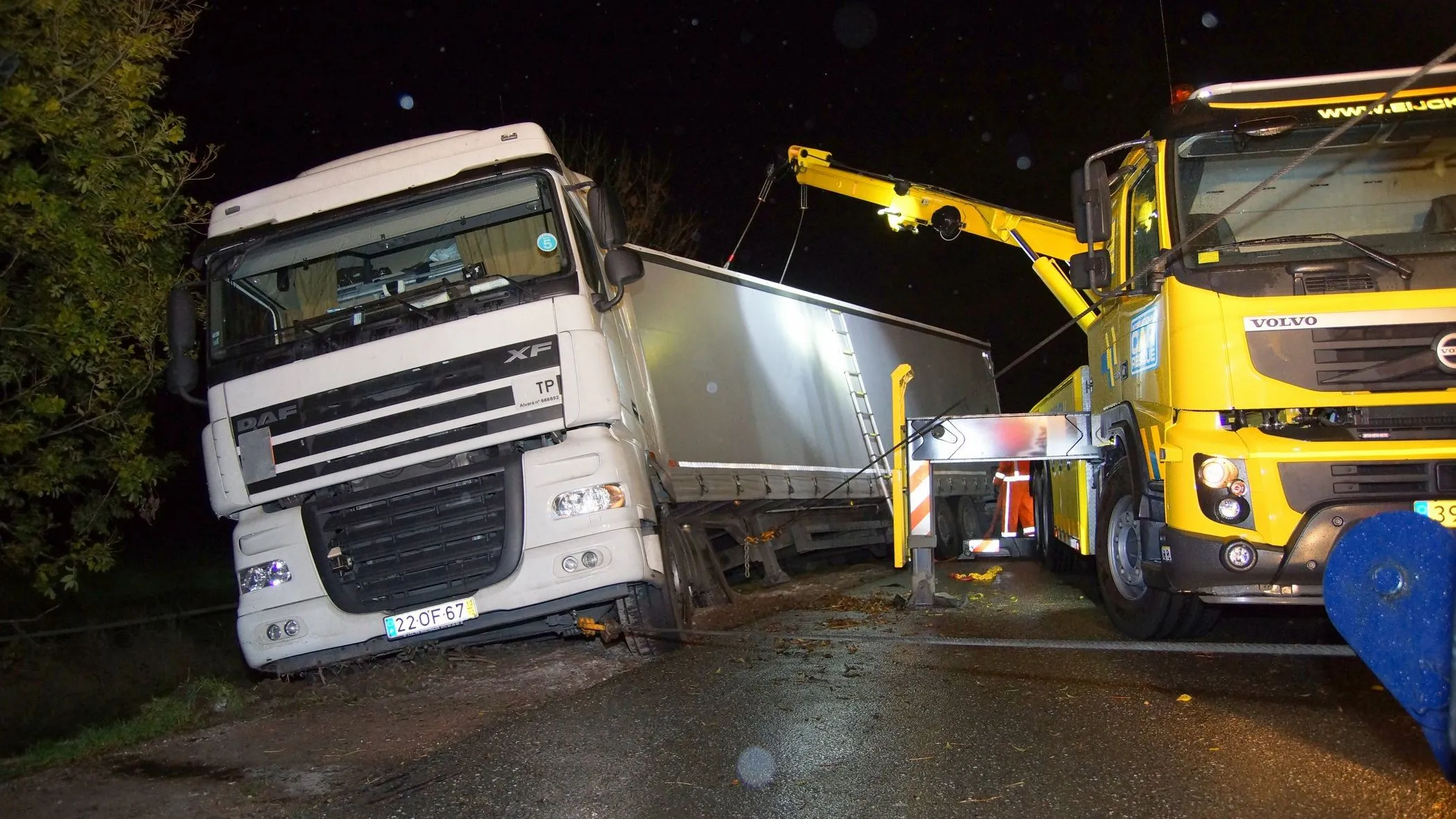 a8qt1vskwtok43dn61dscp5bq dsc06784 001