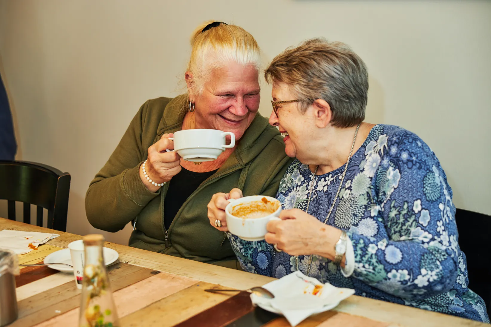 beeld pb 221206 warmtedagen de mand bijeen