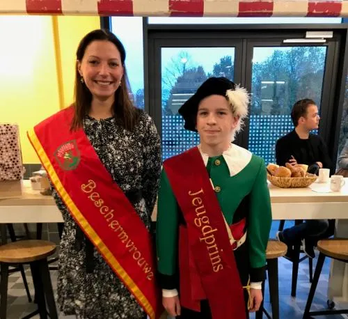 beschermvrouwegilde hanne van aart en jeugdprins gerrit van dommelen16 11 20171