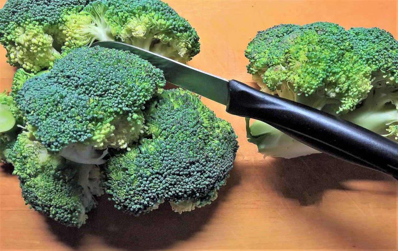 broccoli 3123095 1280