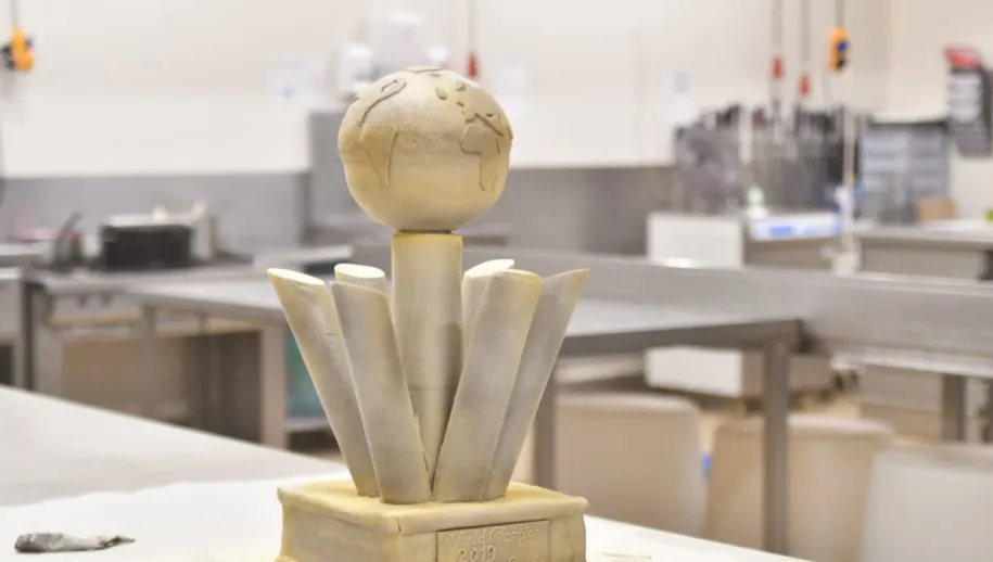 cf0f19fa e445 4764 b357 1e6489829394 915x518