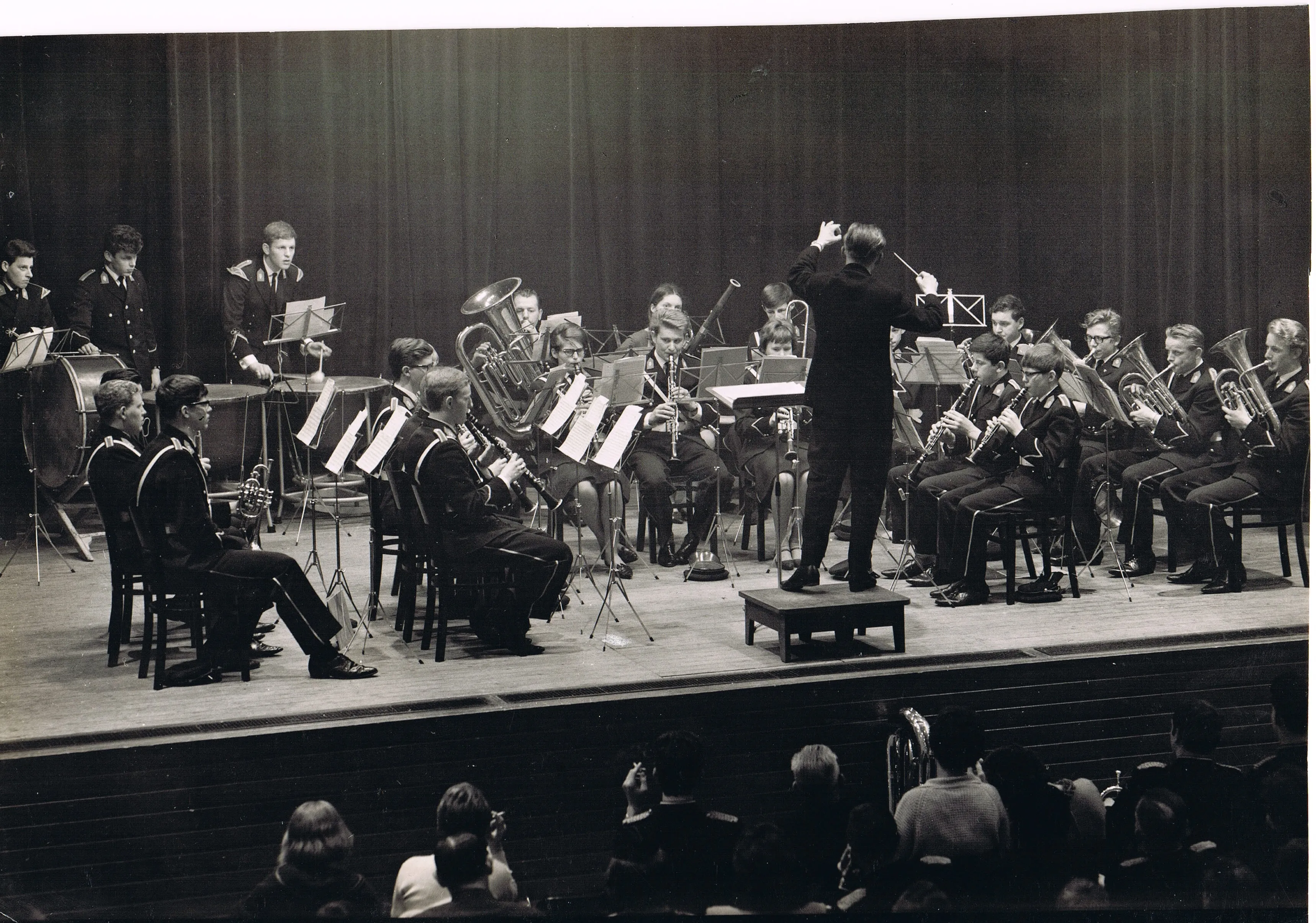 fanfare 2