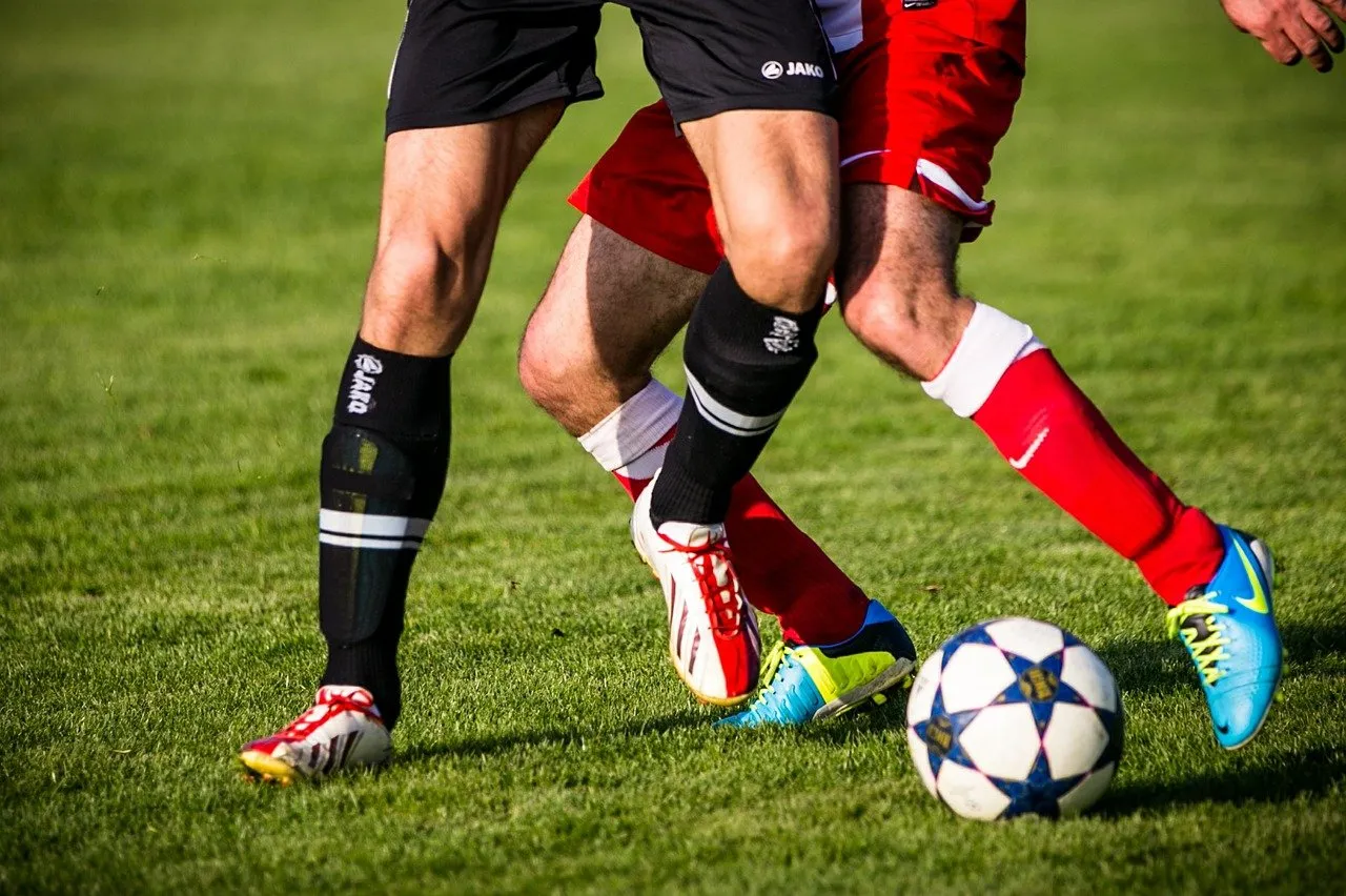 football 606235 1280