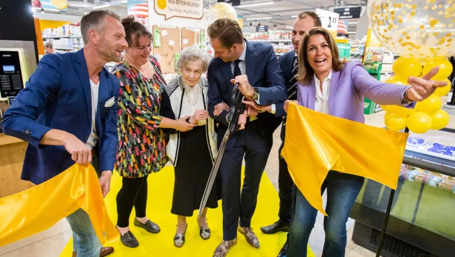 foto 1 opening hallo alles voor mekaar koffiecorner 915x518