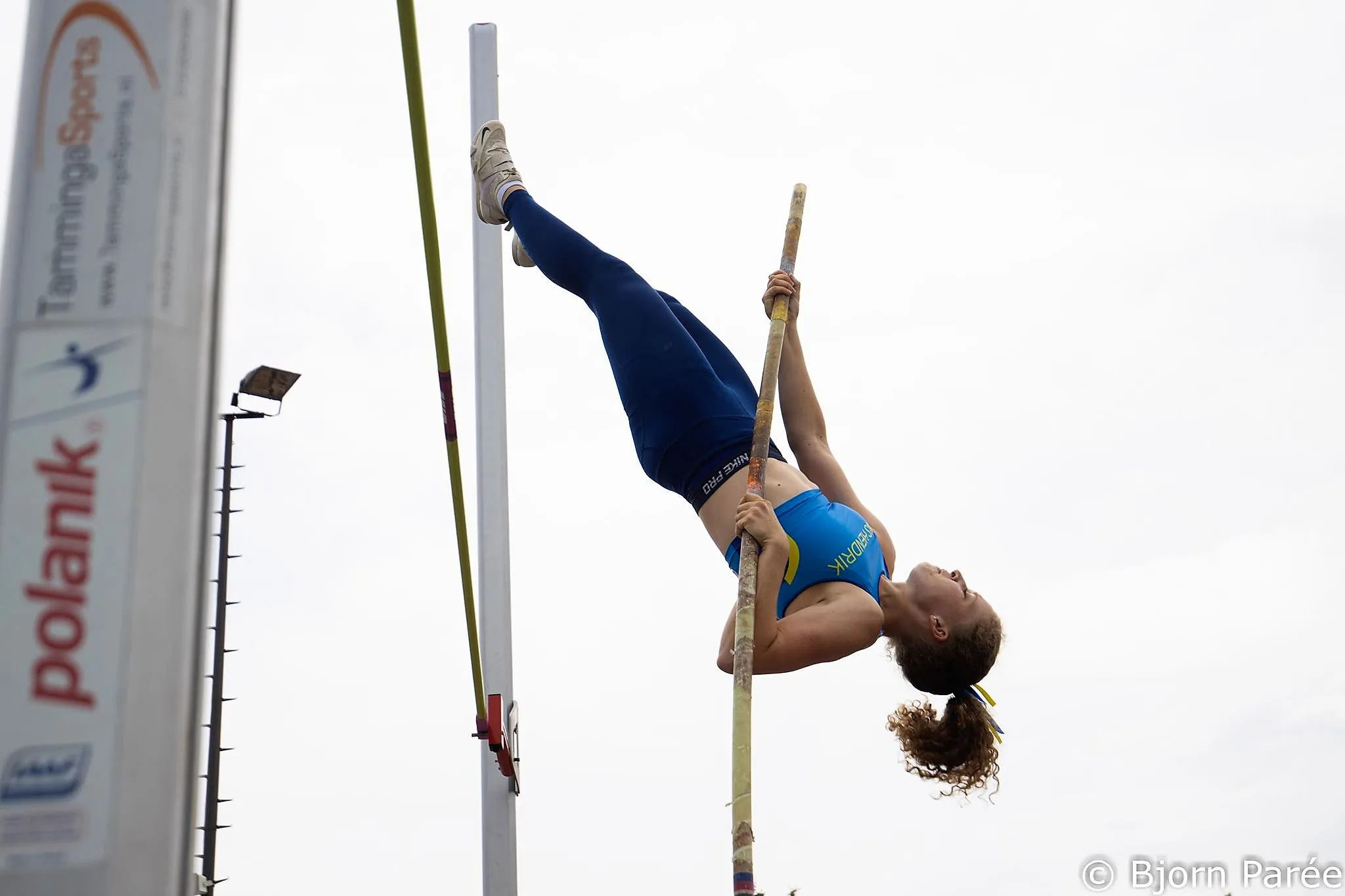 nk teams 2021 polsstokhoog fleur van der linden ph vught foto bjorn paree