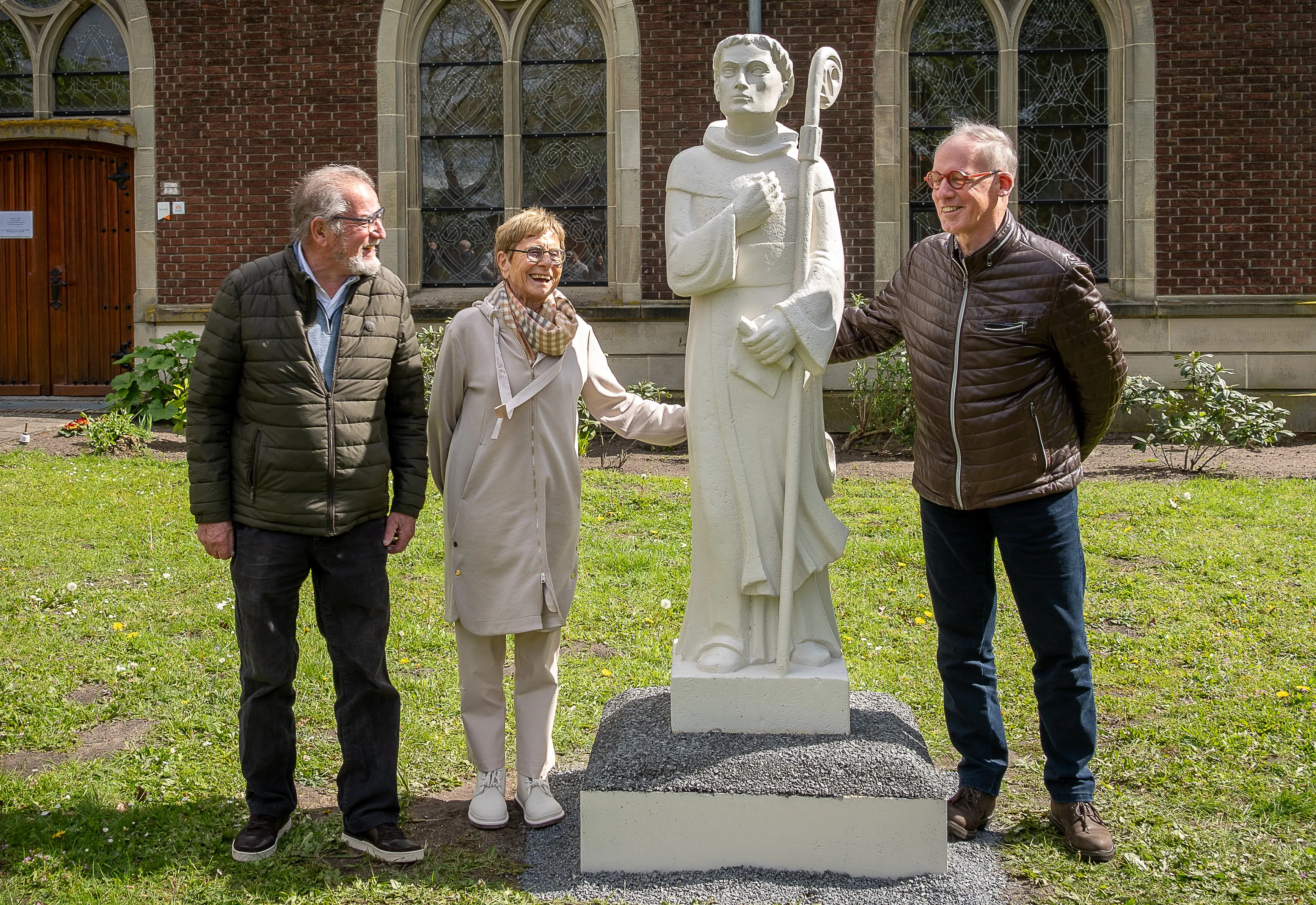 onthullingbernardus21apr24 a7 05603