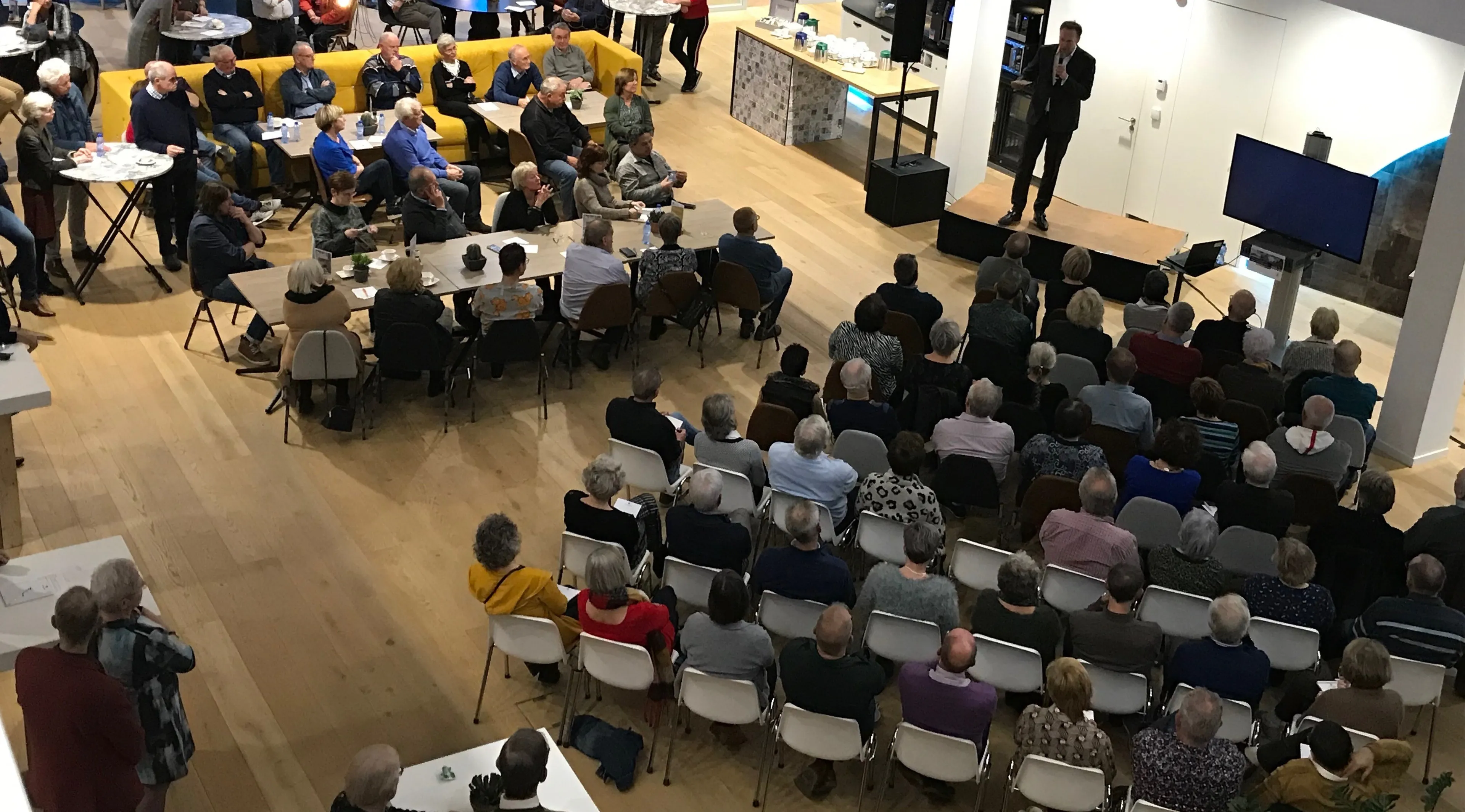 persfoto als later dichtbij komt