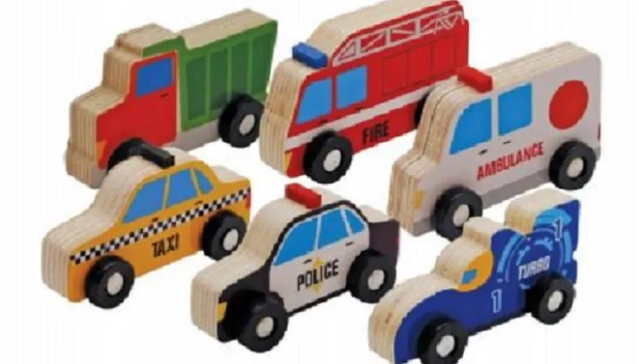 recall action houten speelgoedautos top 715x408