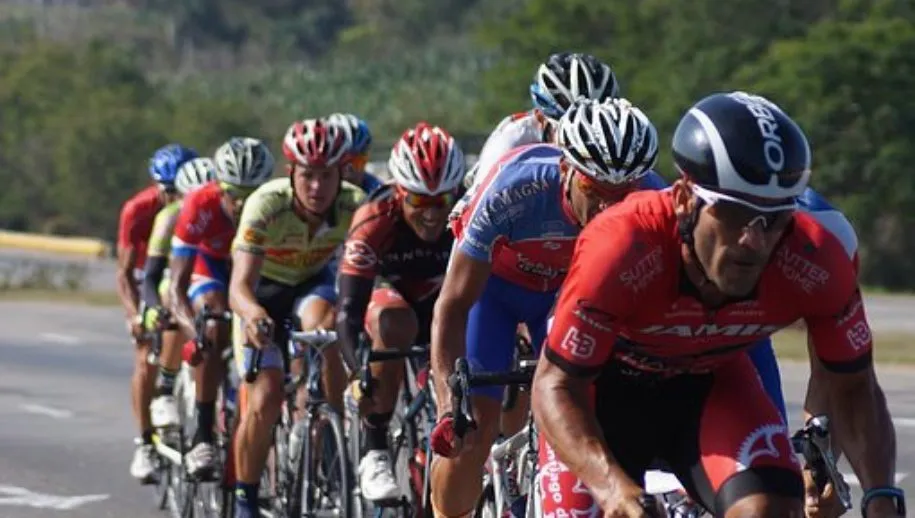 road bikes 1562929 340 915x518 1