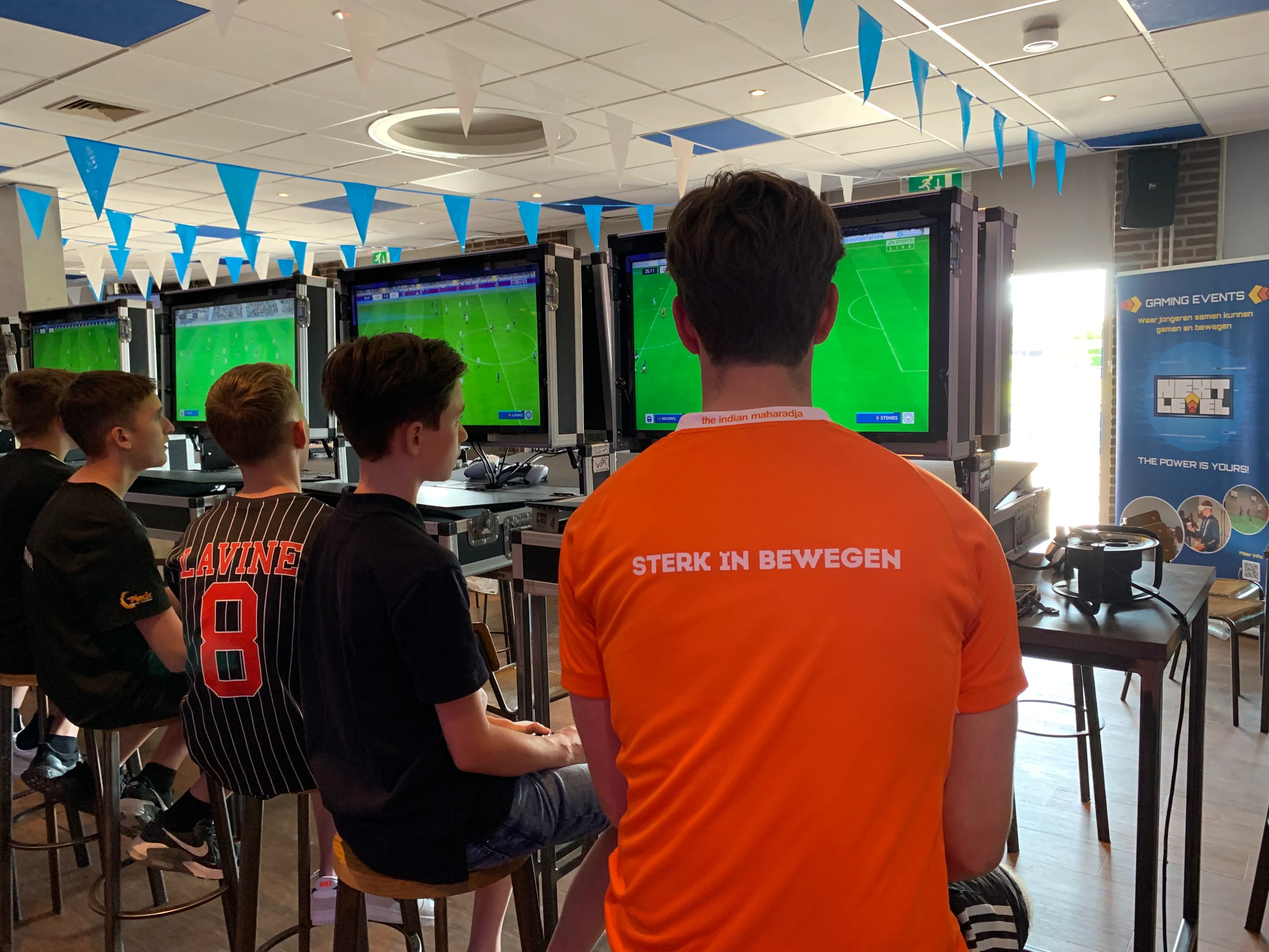 speel fc 24 op de playstation5