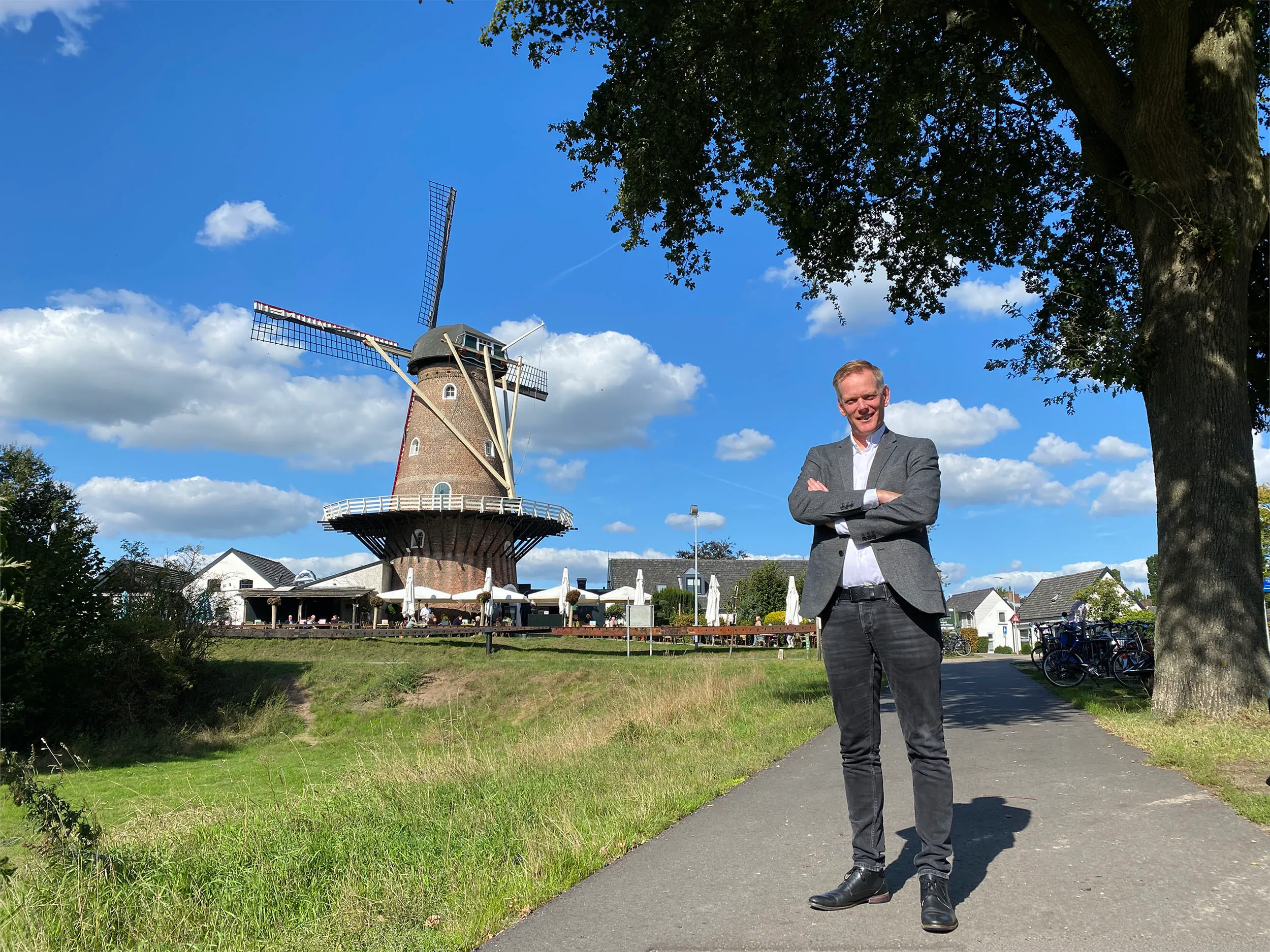 wethouder martijn van esch promotie foto bewerkt 01