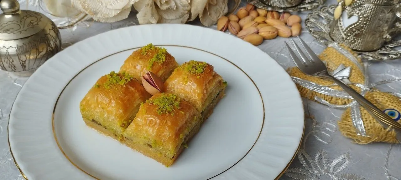 baklava 8709450 1280