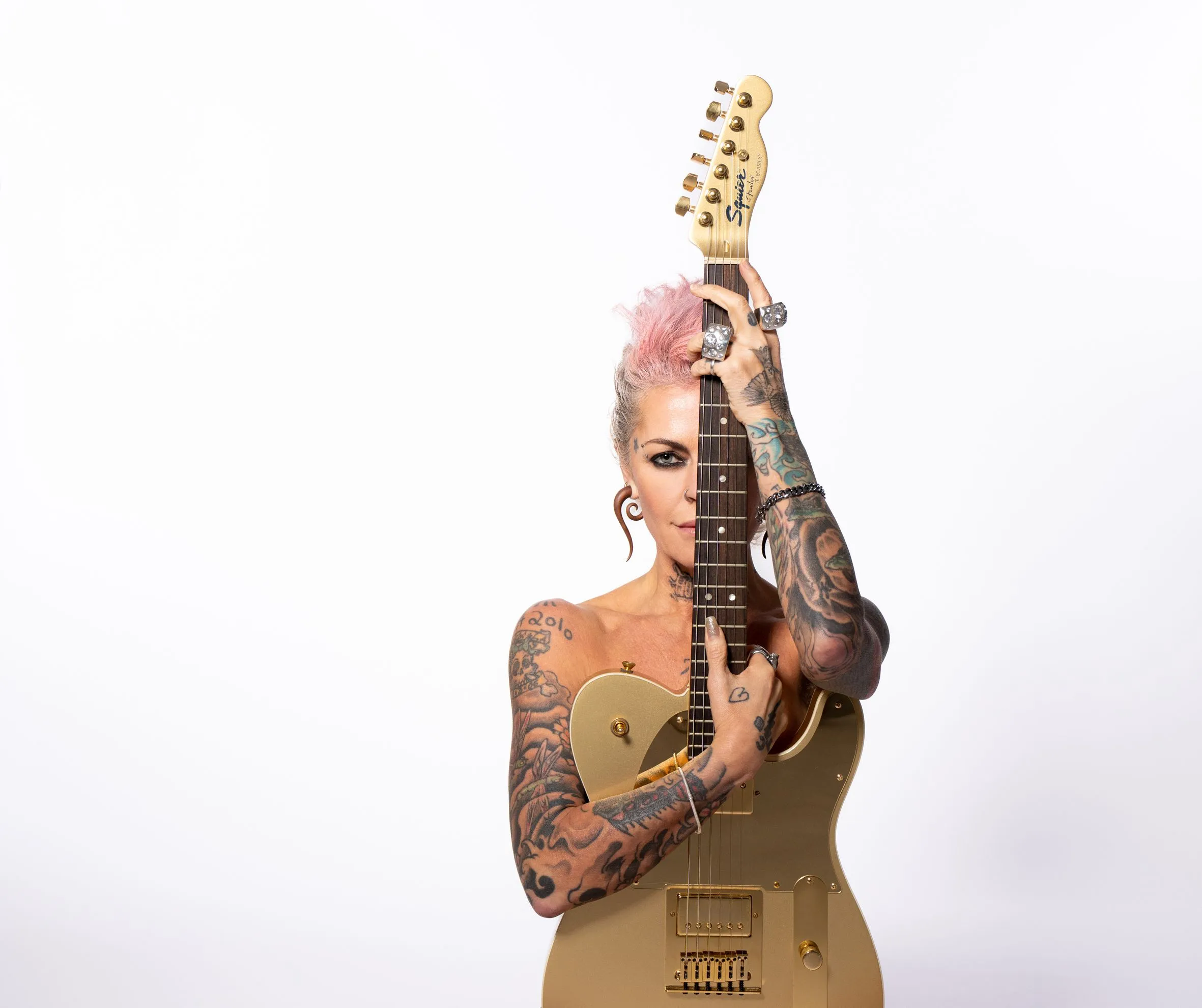 kik dilana smith legendary women of rock foto helene wiesenhaan wit liggend