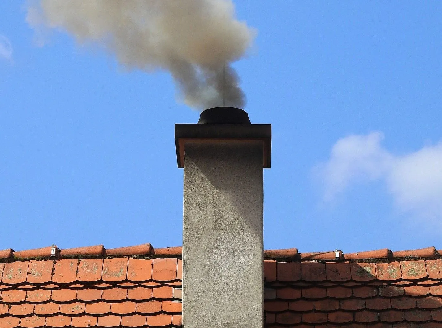 2024 11 10a schoorsteen rook chimney 2257668 1920