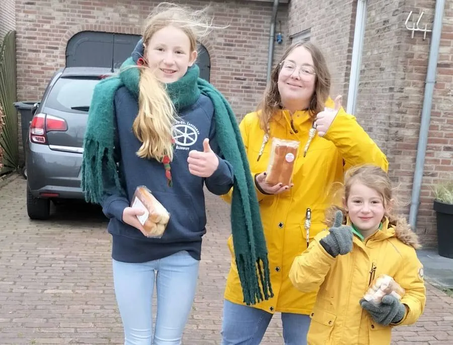 WhatsApp Image 2025-11-30 at 23.30.52