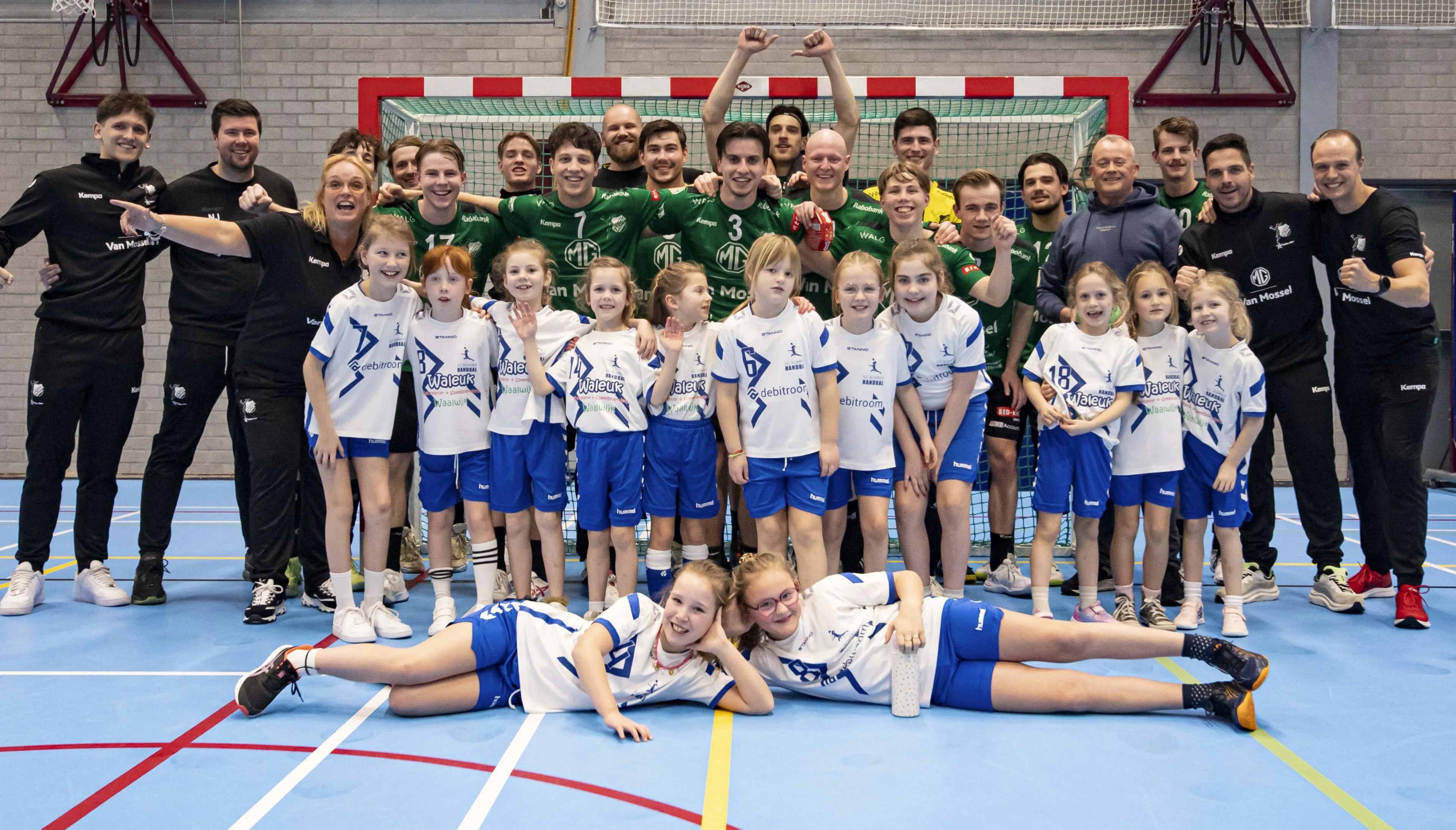 Groepfoto STT vs. Emmen d.d. 21.02.26 - IMG_7150a