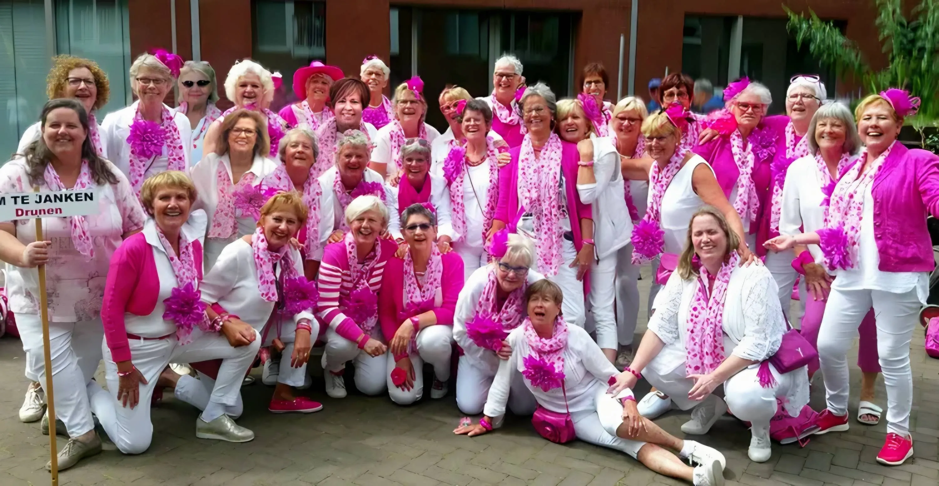 Vrouwenkoor om te janken