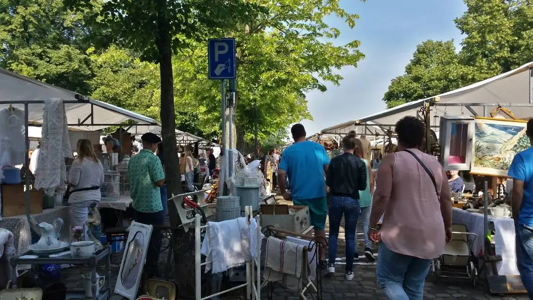 brocante-markt-01-08
