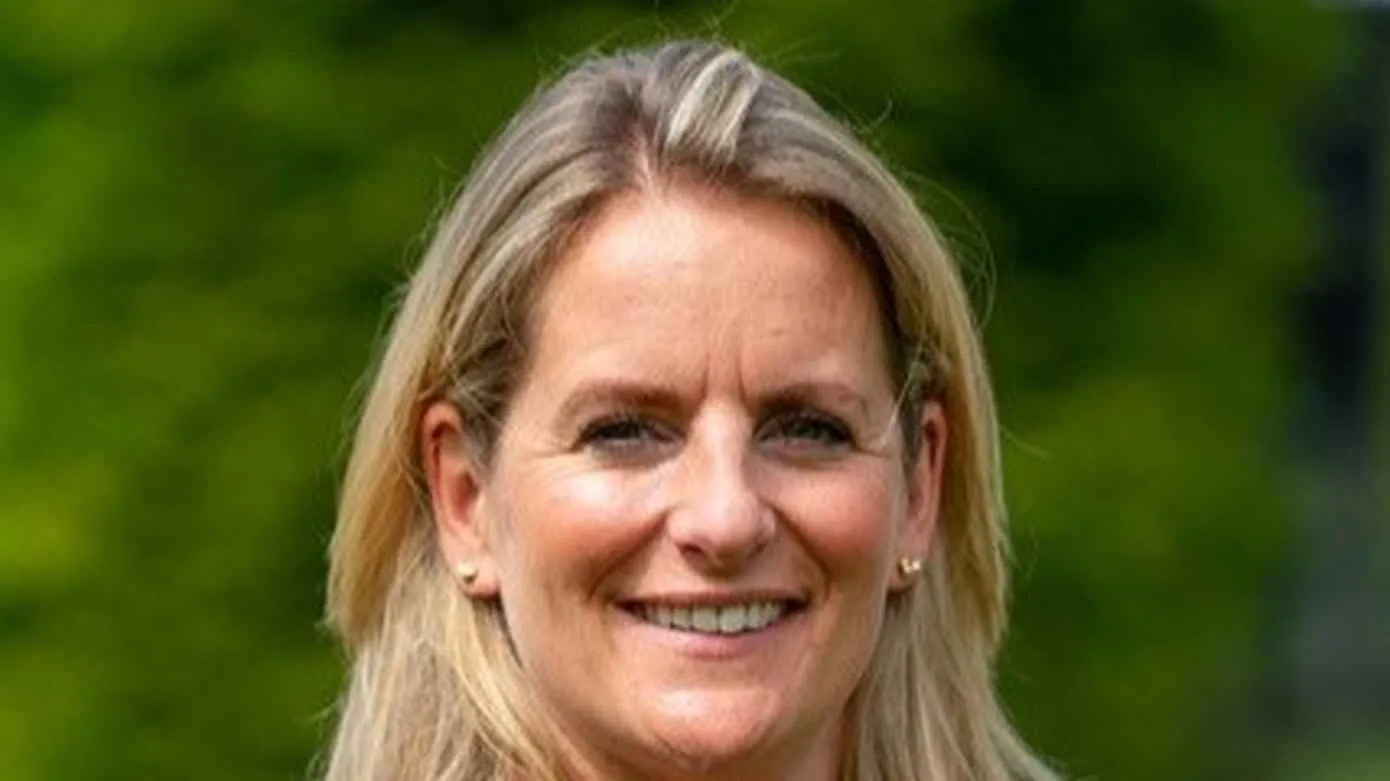 carlijn molewater de la rive box