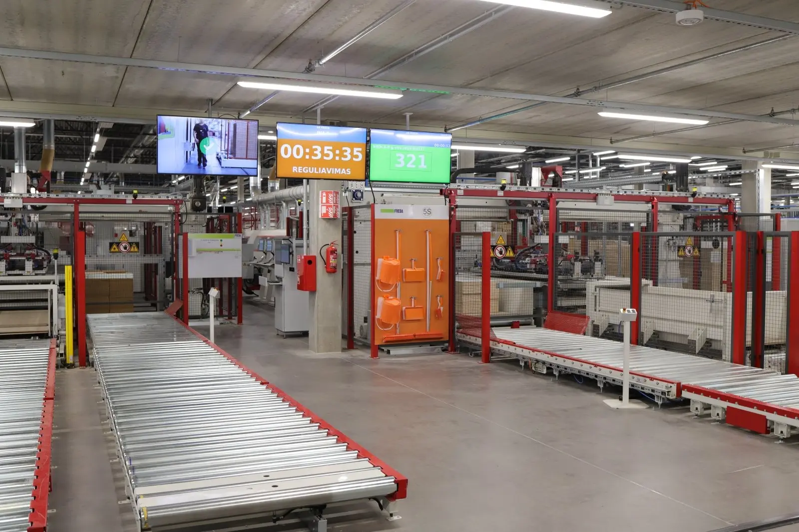 ab freda valdomas geru baldu fabrikas 83122549