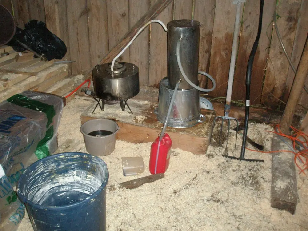 amfetamino fabrikelis 4