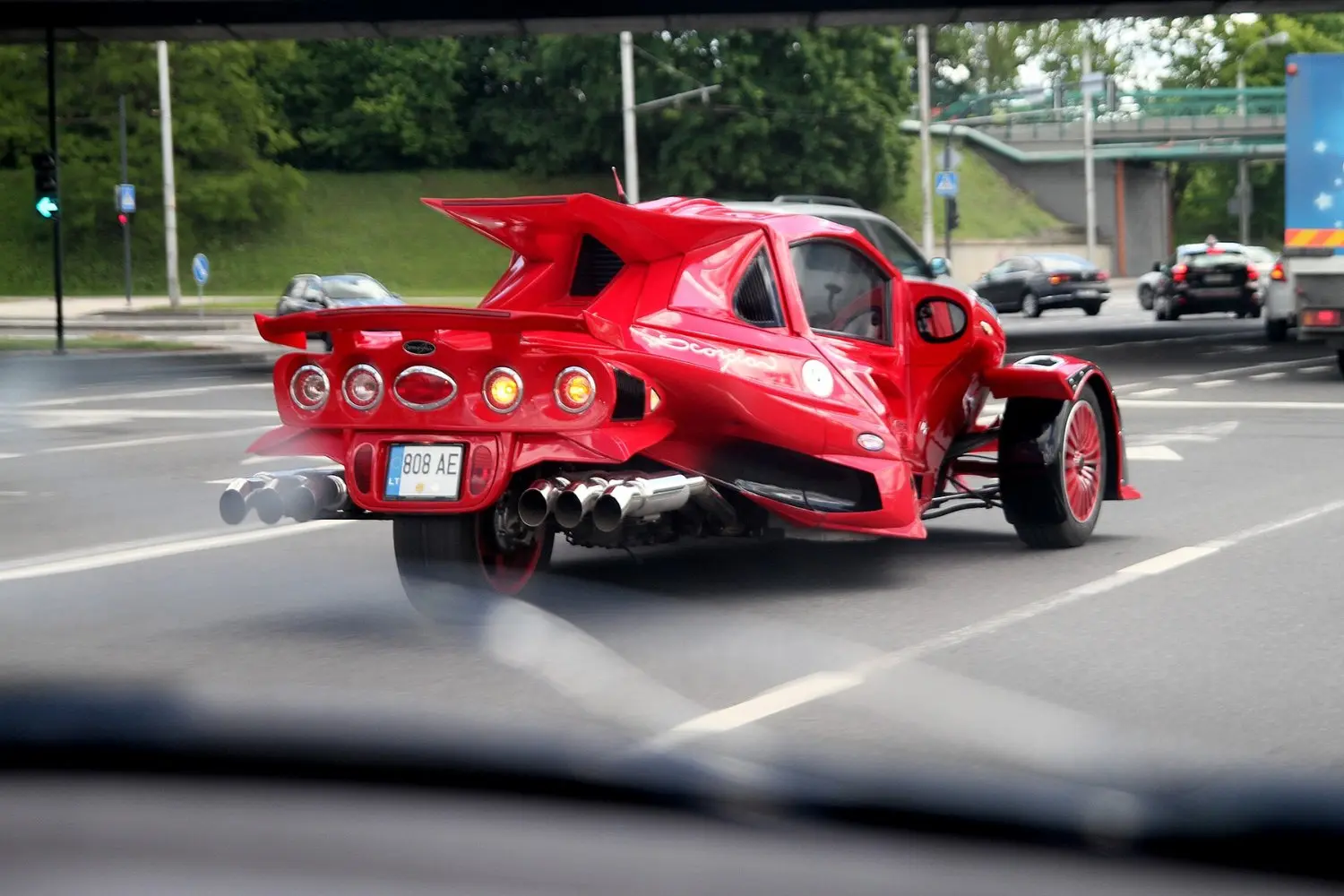 automobilis ar motociklas 12