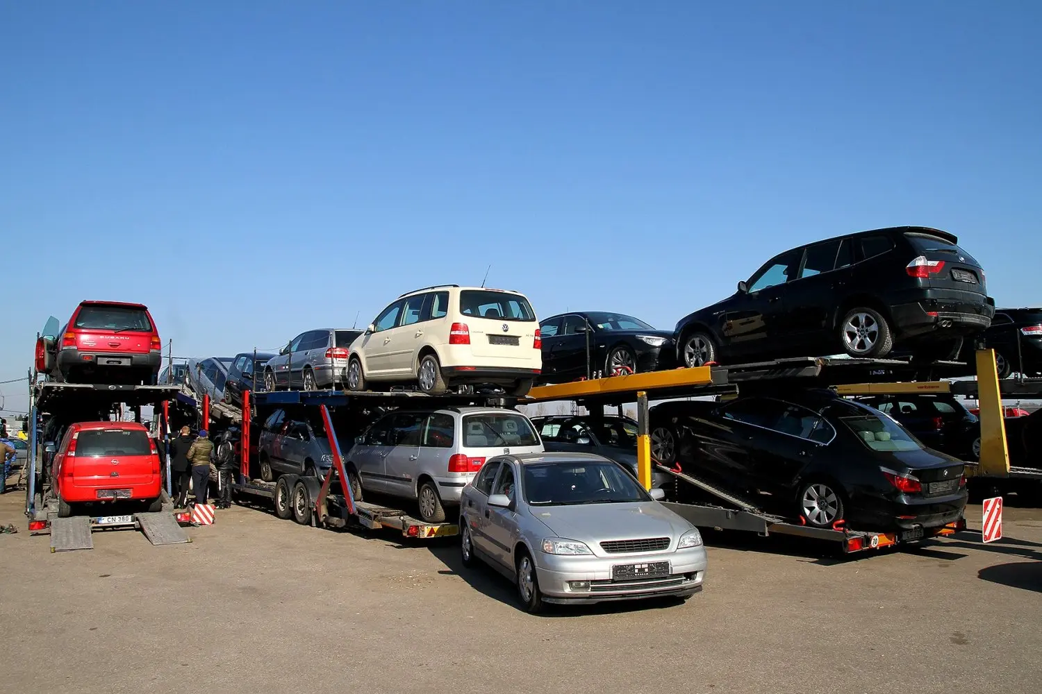 automobiliu turgus 8