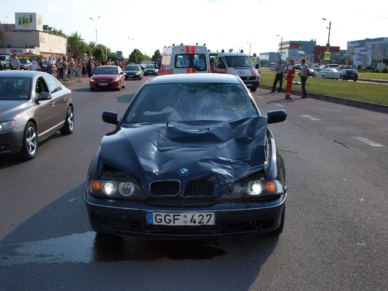 avarija baltu prospekte 9