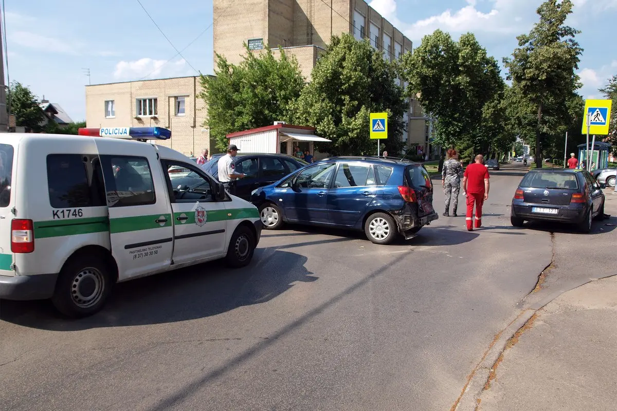 avarija kalniei gatvje 06