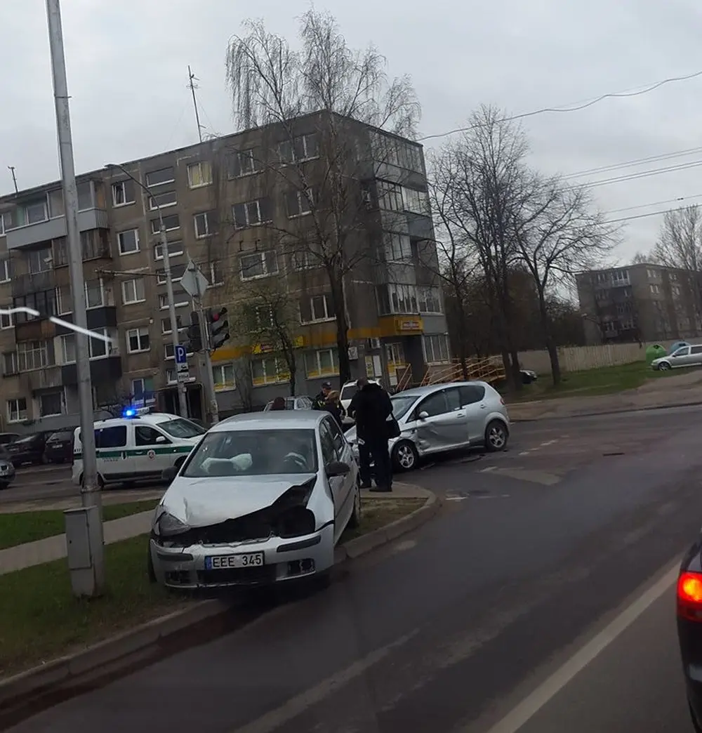 avarija partizanu gatveje