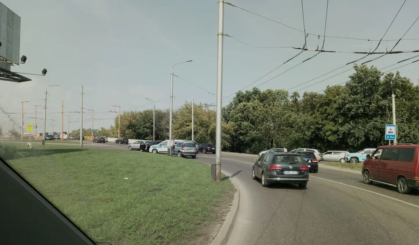 avarija pilies iedas