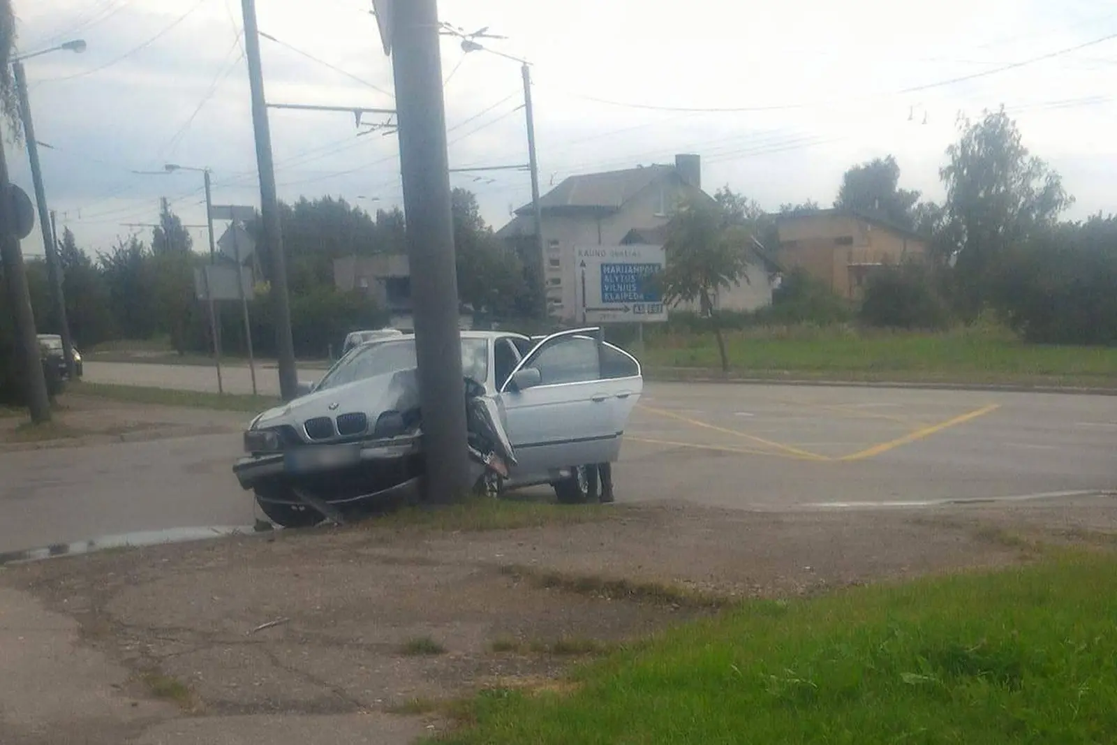 bmw avarija 2 1