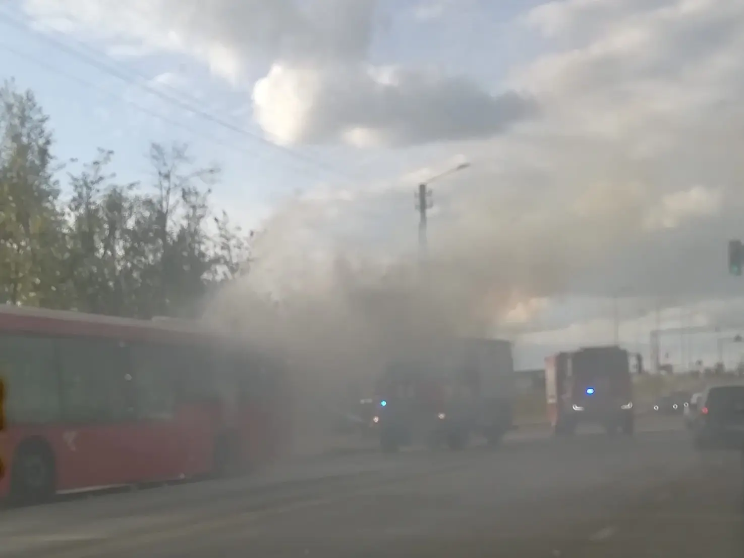 dega autobusas