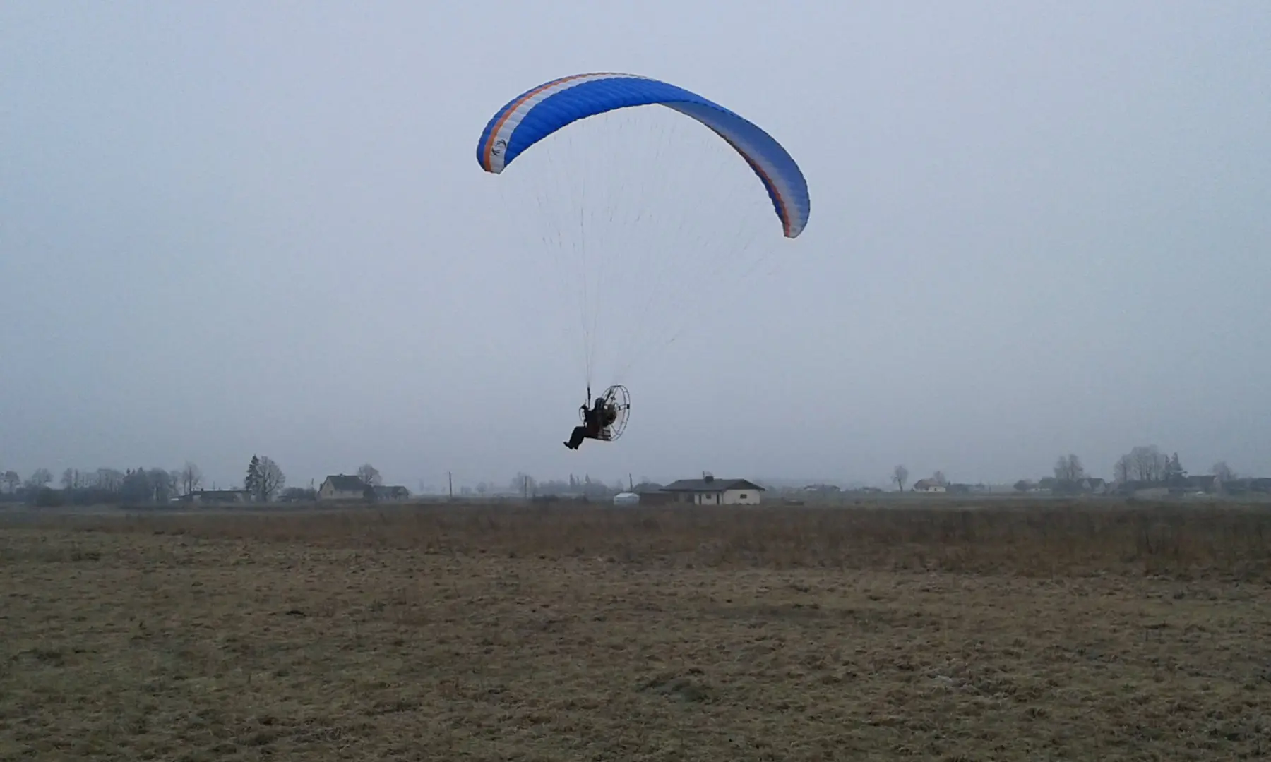dingusiuju paieska parasparniais 54be6eb64a379