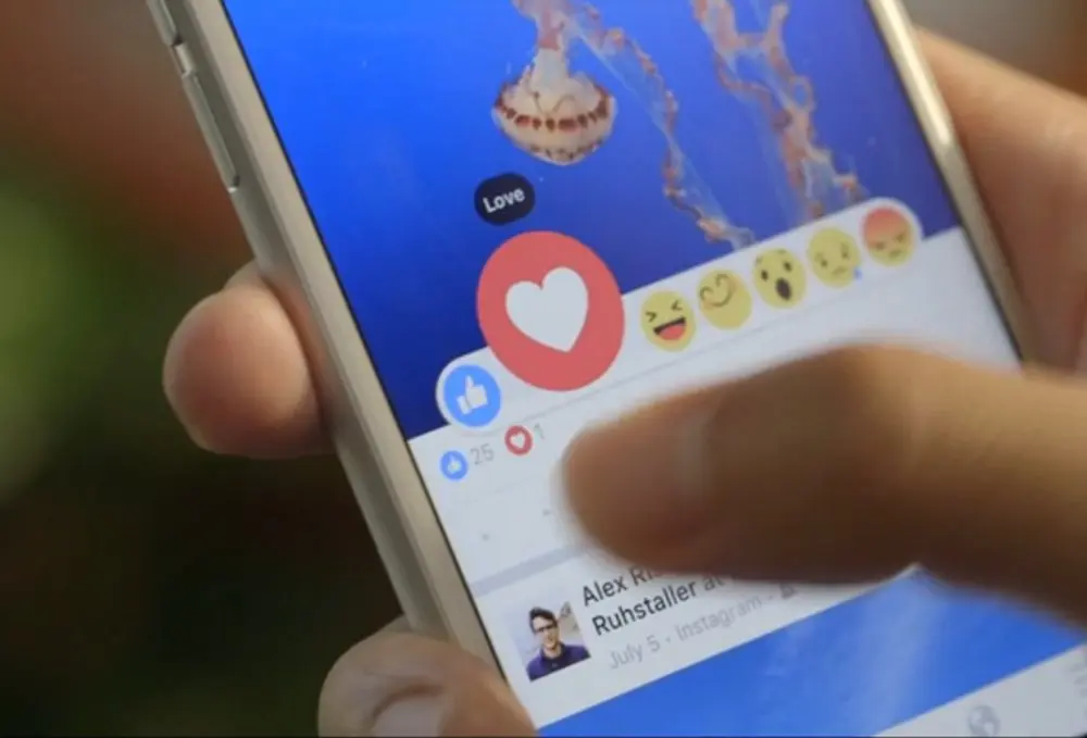 facebook like