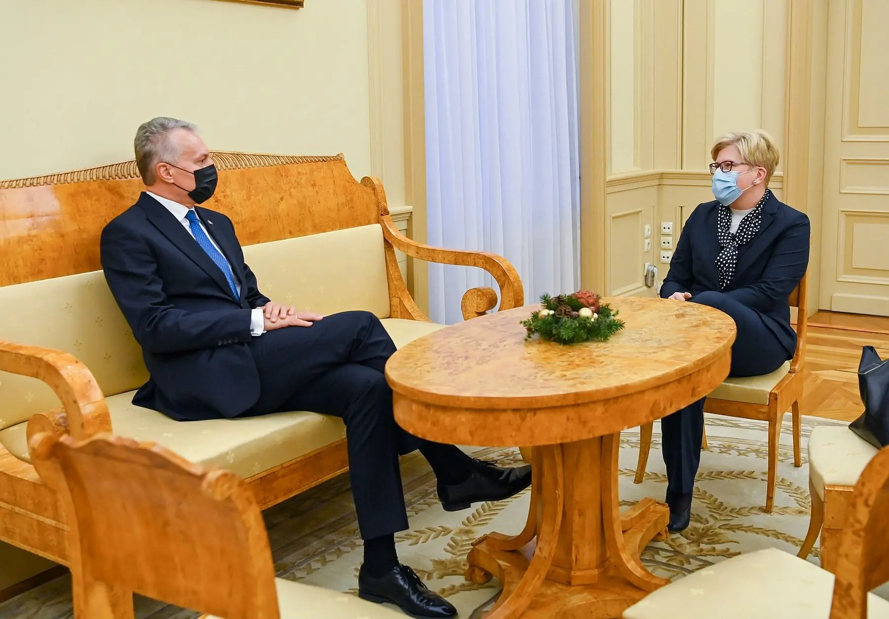 gitanas nauseda ingrida simonyte